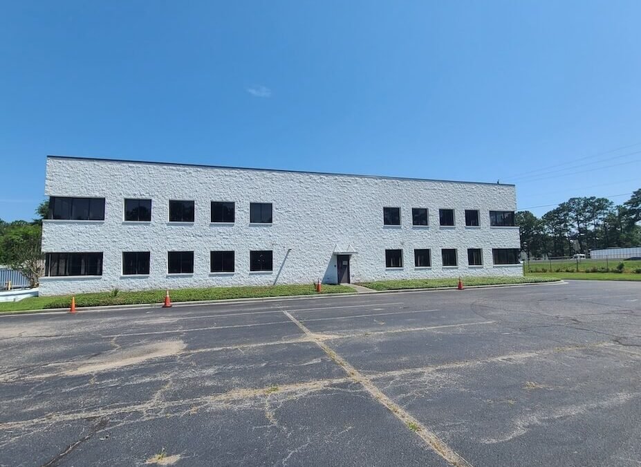 Eagle dr – Commercial building – 82.320 Sq/ft